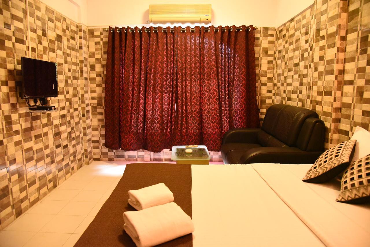 The Sky Inn Navi Mumbai Exterior photo